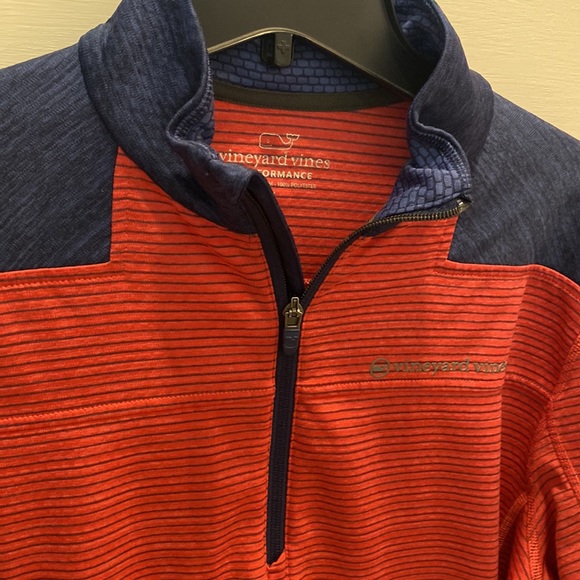 Vineyard Vines Pullover - Picture 6 of 6